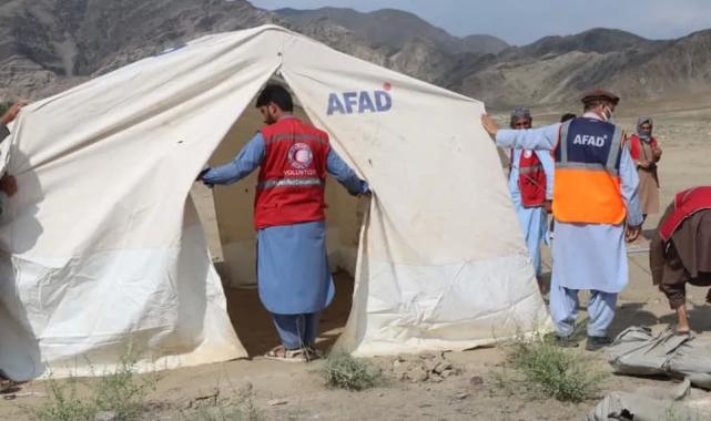 Afganistan Kunar'da çadır kurulumları sürüyor