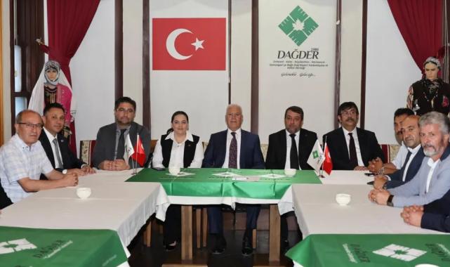 Bursa'da Başkan Bozbey'den gençlere güvence