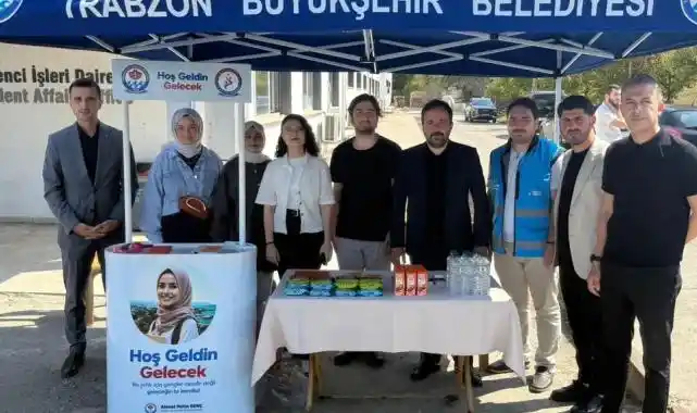 Büyükşehir'den üniversiteli gençlere sıcak karşılama