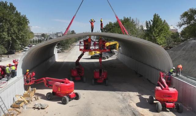 Konya'daki bu teknik Türkiye’de ilk kez deneniyor... İnşaatı süren köprülü kavşak trafiği rahatlatacak