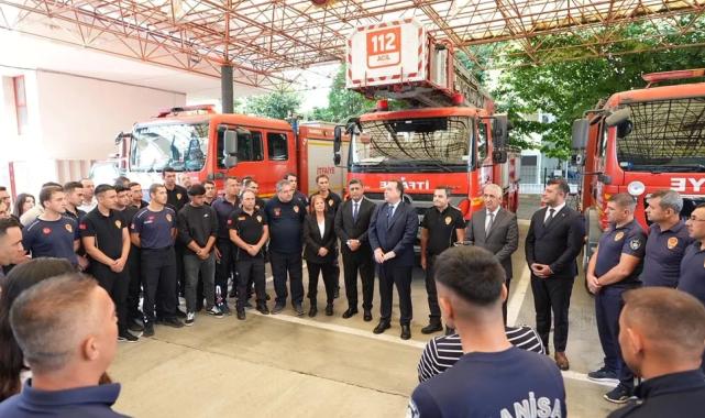 Manisa'da Başkan Dutlulu'dan itfaiyecilere ziyaret
