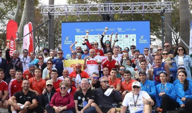 Mudanya'da Avrupa Triatlon Balkan Şampiyonası sona erdi