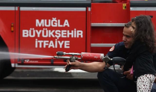 Muğla'da küçük alev kahramanları sahada