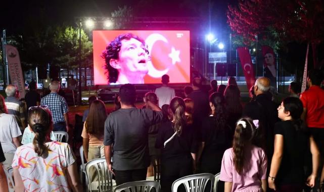 Osmangazi Belediyesi milli heyecanı meydanlara taşıdı