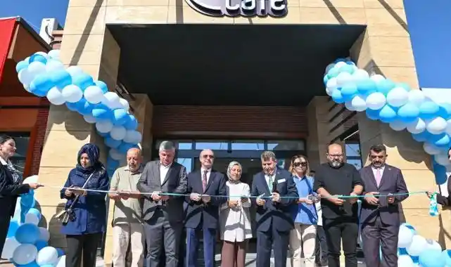 Selçuklu’da doğa ve mimarinin buluştuğu 'Kanyon Cafe' açıldı