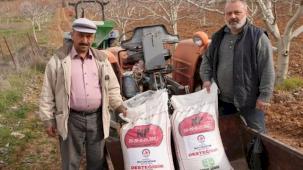 Denizli Büyükşehir’den üreticiye gübre desteği
