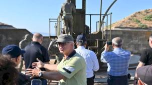 Manisalı gazi ve şehit yakınları Çanakkale'de tarihi soludu