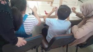 Nevşehirli çocuklar Halı Dokuma Atölyesi'nde