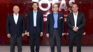 Stellantis ve Koç Holding üst yönetimi Tofaş Fabrikası'nı ziyaret etti