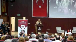 Usta oyuncu Tarık Akan Bakırköy’de anıldı