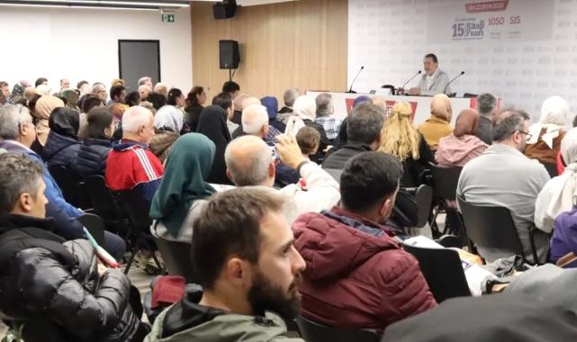 Ahmet Özhan’dan Kocaeli Kitap Fuarı’nda anlamlı söyleşi