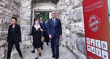 Bakan Ersoy Açıkladı: İsviçre'den Türkiye'ye tarihi iade!