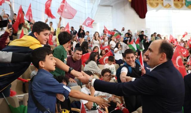 Başkan Altay Bilgehane öğrencilerine seslendi: Zalimin karşısındayız