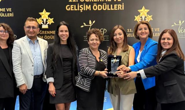 Borçelik, “Bu İş Eşitlik İşi” ile TEGEP Öğrenme ve Gelişim Ödülleri’nde Sosyal Etki Ödülünü Kazandı