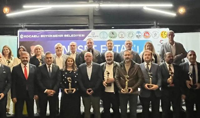“Bozkırın Tezenesi” Kocaeli’de türkülerle anıldı