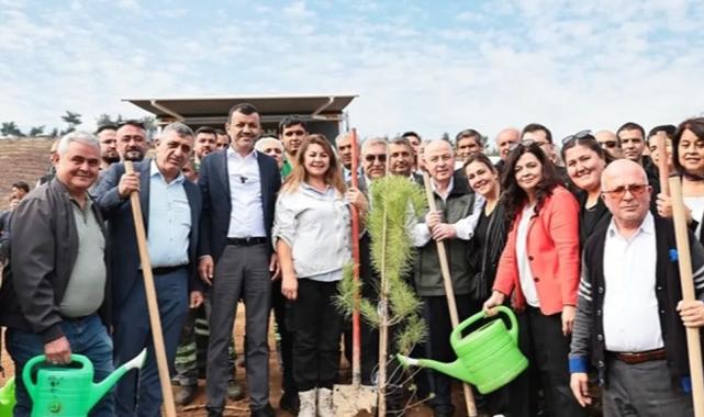 Denizli’de Muhtarlar Günü fidanlarla kutlandı
