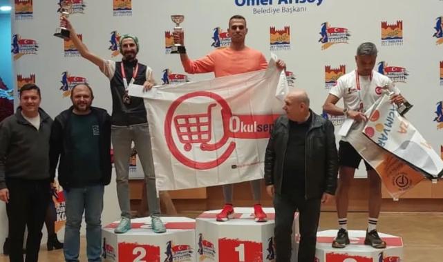 Keşanlı atlet Alper Elmas’tan Zeytinburnu'nda büyük başarı