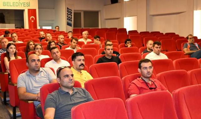 Manisa'da belediye personeline 'Afet Bilinçlendirme' eğitimi