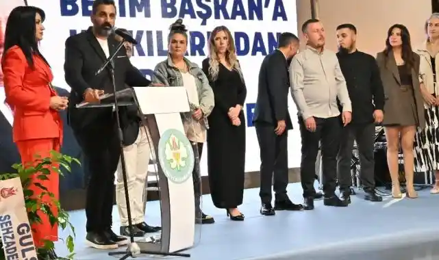 Manisa'da berberlerden 60. yıl coşkusu