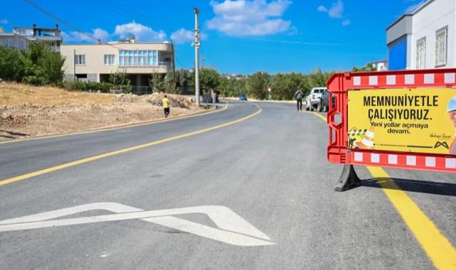 Mersin Büyükşehir Belediyesi Gülnar’da yolları yeniliyor