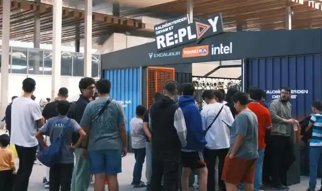 RE:PLAY Fırtınası Adana’da Esti