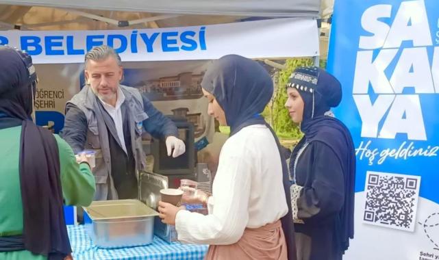 Sakarya'dan üniversiteli gençlerin içini ısıtan hareket