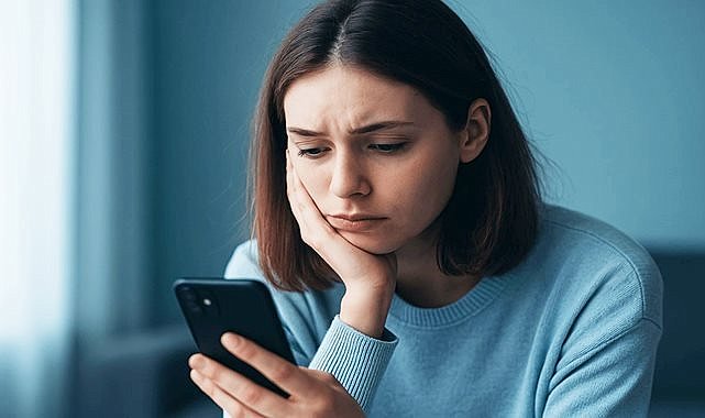 Sosyal Medya Kaygısı: Beğeni Sayıları Ruh Halimizi Neden Bu Kadar Etkiliyor?