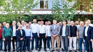 Başkan Çavuşoğlu minibüs şoförleriyle buluştu