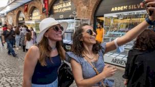 Başkan Tugay: Kemeraltı yakın gelecekte herkes için çekici olacak