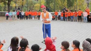 Bitlis Belediyesi Tiyatro Topluluğu, sezonu açtı