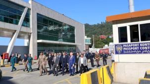 Sarp Kapısı’ndan 9 ayda 4 milyon yolcu geçiş yaptı