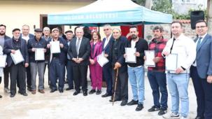 Ürünlü'de 275 Hak Sahibine İmarlı Tapu Sevinci