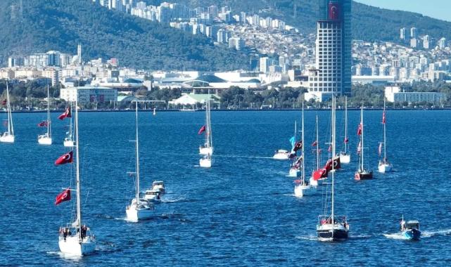 Yelkenler İzmir'de Cumhuriyet coşkusuyla doldu