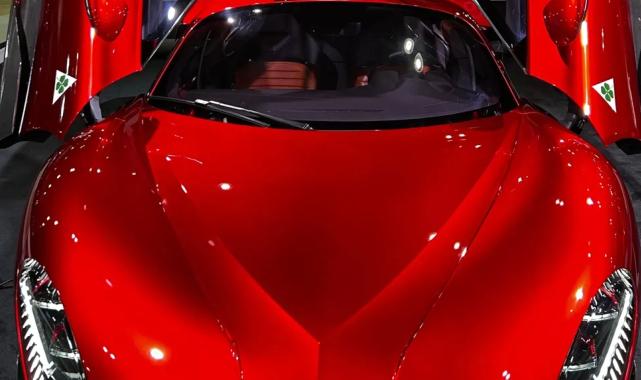 Alfa Romeo 33 Stradale ve Tonale Los Angeles Otomobil Fuarı’nı İtalyan Cazibesiyle Renklendirdi!