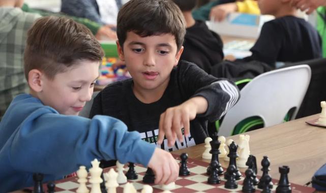 Genç KOMEK'te atölye eğitimleri başladı
