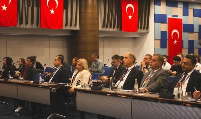 İzmir, deri sektörünü uluslararası ağırladı