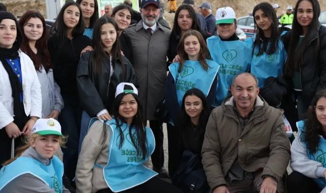 Kayseri Kocasinan'da mavi ile yeşil buluşuyor