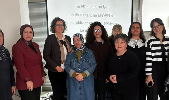 Kocaeli İzmit'te Engelsiz Ebeveyn Akademisi tüm hızıyla devam ediyor