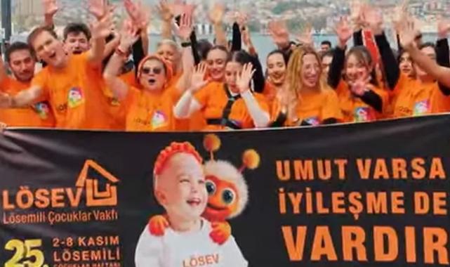 LÖSEV'den Üsküdar sahilinde danslı farkındalık