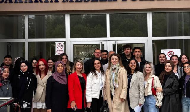 Sakarya'da öğrencilere kentsel atık yönetimi anlatıldı