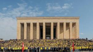 4 bin 500 Fenerbahçeli genç Ata’nın huzurunda