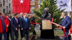 Ankara Keçiören’de Kaysın Kuliyev’in yeni büstü törenle açıldı