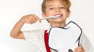 Çocuklarda diş sağlığı için doğru macun seçimi önemli