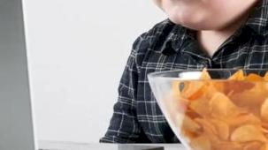 Ekran bağımlılığı ağız sağlığını da etkiliyor!