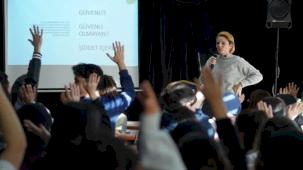 İstanbul Beylikdüzü’nde kadına şiddete karşı birlik ve dayanışma