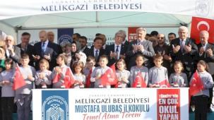 Kayseri Melikgazi'de yeni bir okulun temeli atıldı