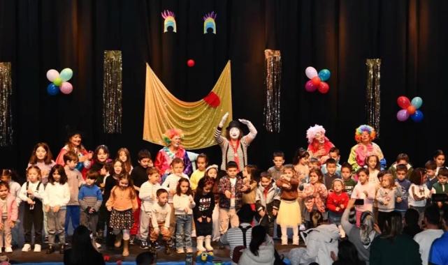 Balıkesir’de çocuk ve yetişkinlere tiyatro keyfi