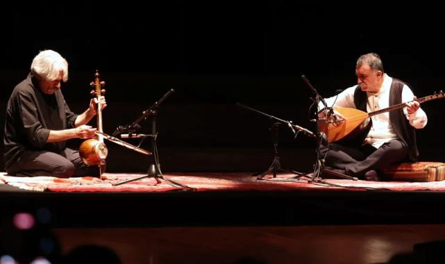 İki kültür iki usta İzmir'de bir sahnede