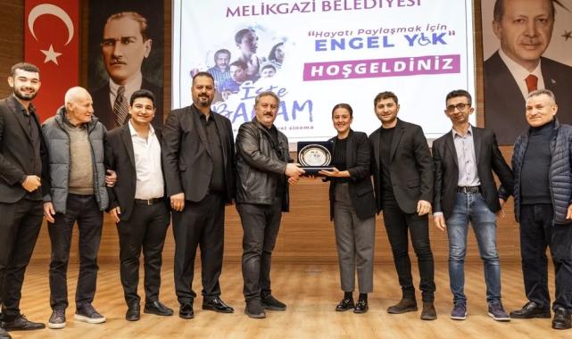İşitme engelliler Kayseri Melikgazi'de sanatın birleştirici gücünde buluştu