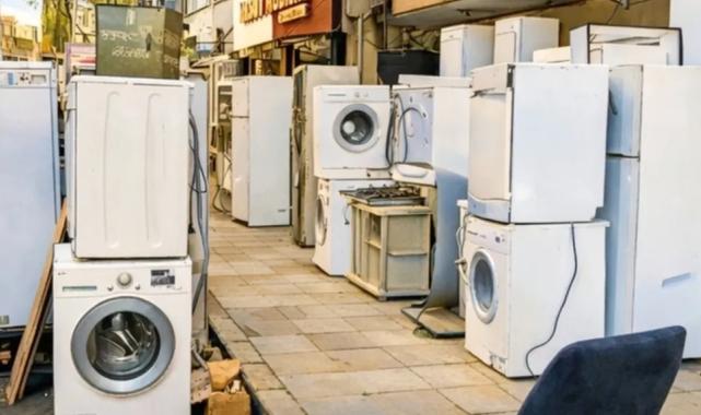 İzmit Kanlıbağ’da spotçuların kaldırım işgaline mühürleme
